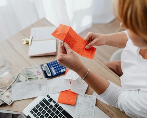 How To Cut Household Expenses: Clever Ways To Save Money